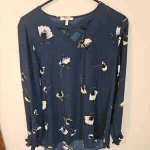 Maurices size small long sleeve top